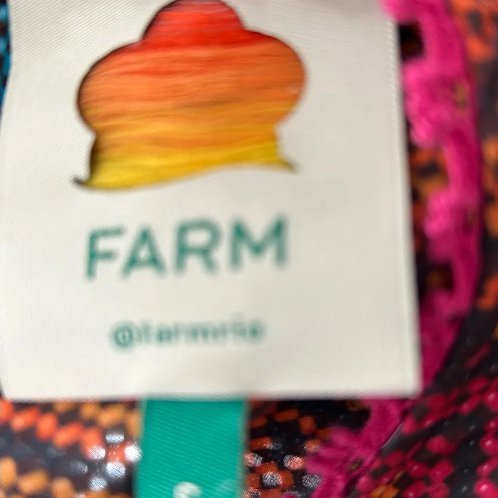Colorful FARM RIO Geometric Patterned Top

So stylish! - Picture 4 of 4